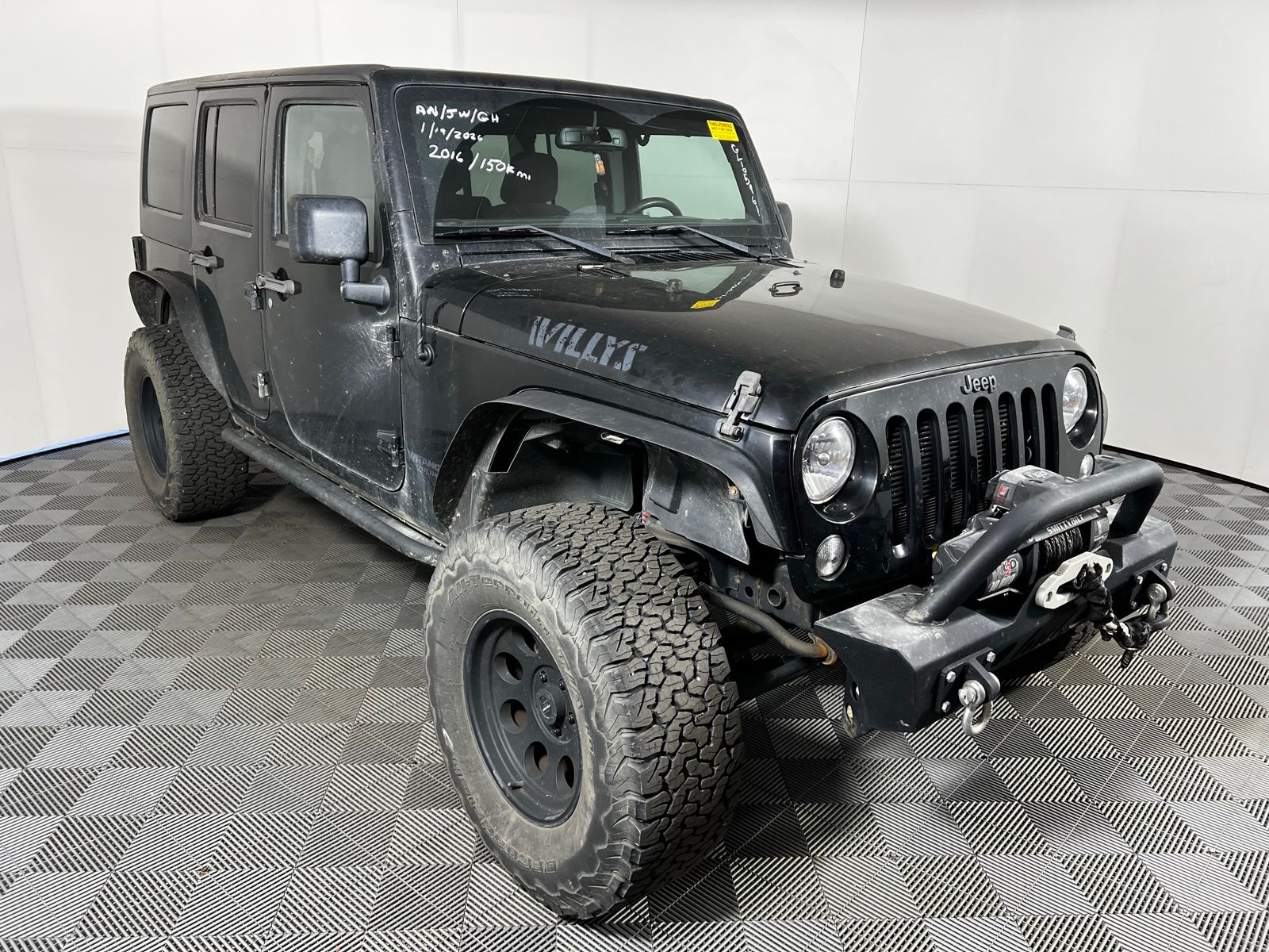 Thumbnail: 2016 Jeep Wrangler - 3