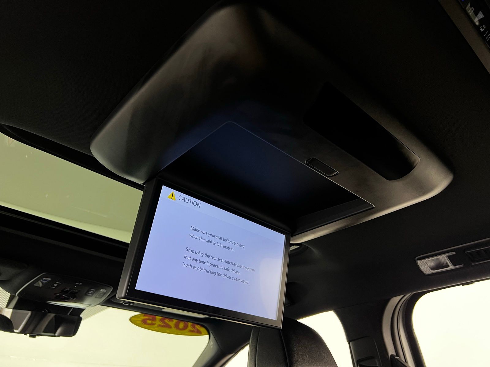 Thumbnail: 2025 Toyota Sienna - 28