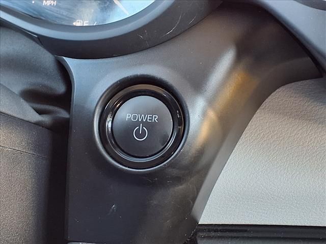 2025 Toyota Sienna XLE  at Gullo Toyota