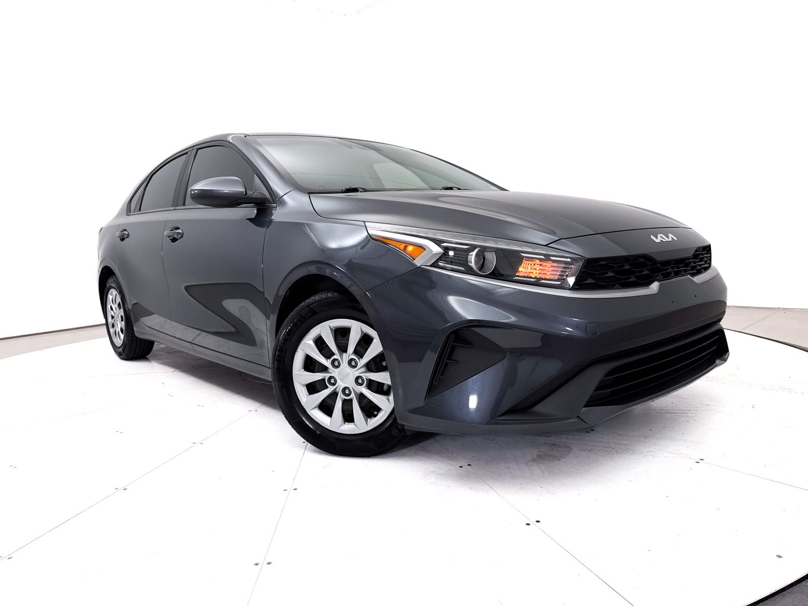 2022 Kia Forte FE