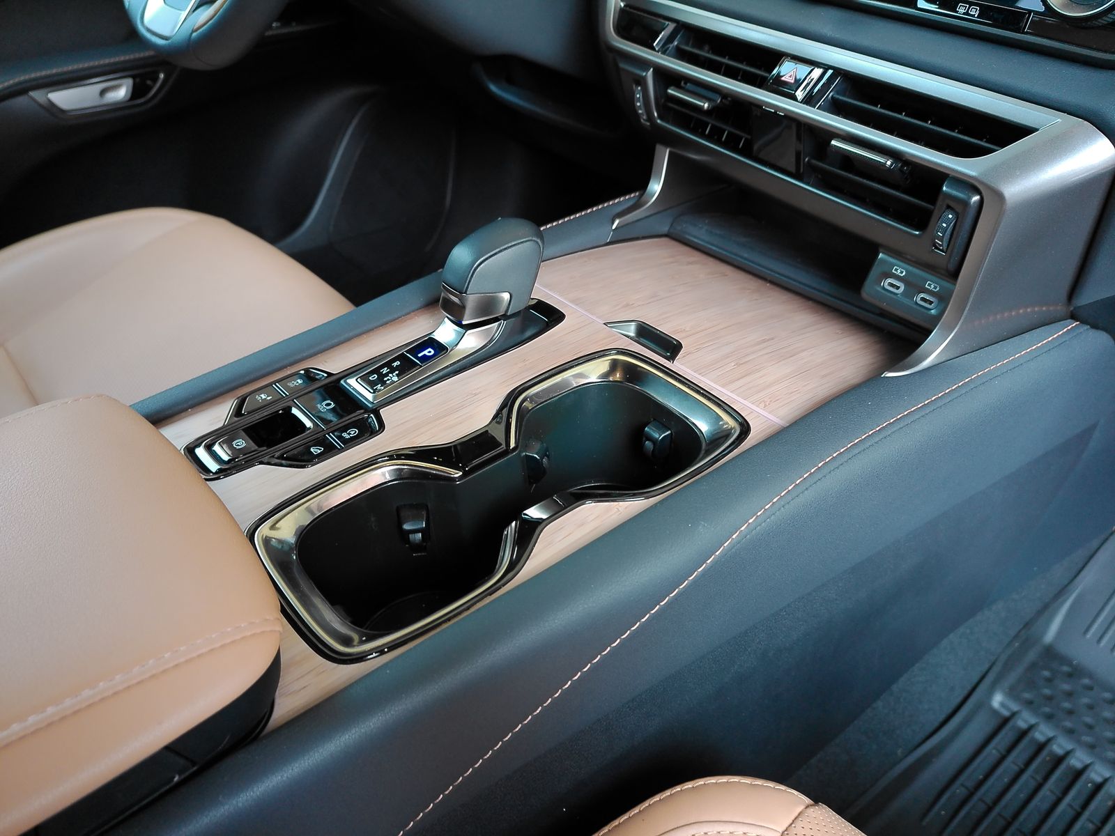 Used 2025 Red Lexus 350 Premium image 20