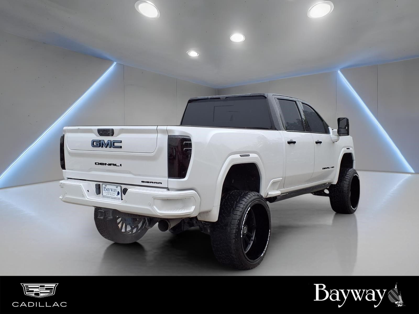 2024 GMC Sierra 2500HD Denali Ultimate White at EAG Ford Navasota