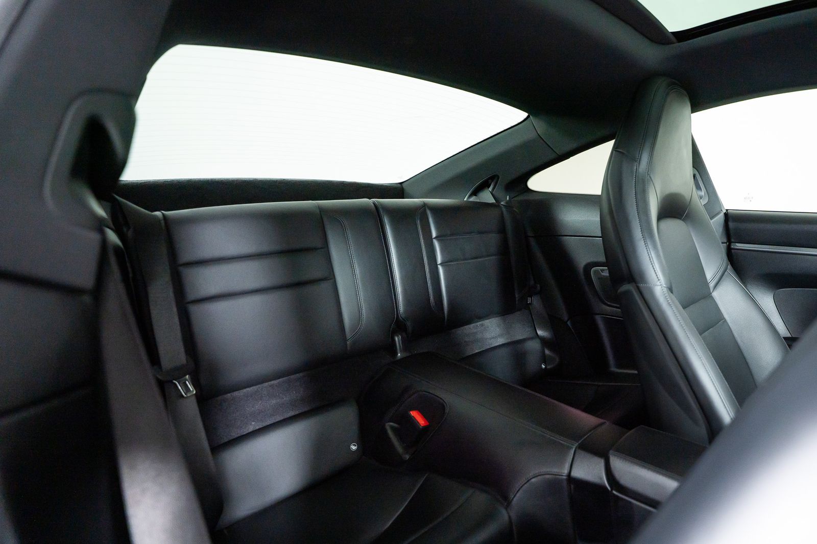 2023 Porsche 911 Carrera S — full photo 32 of 40