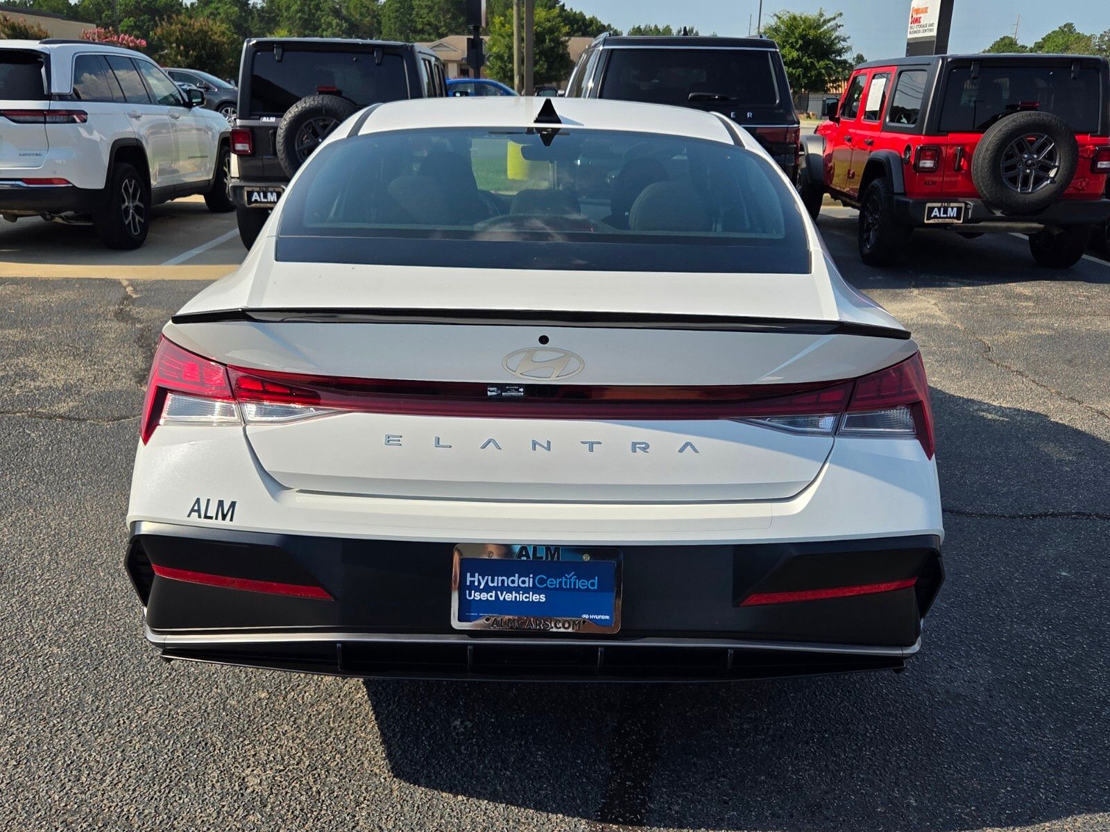 Used 2026 White Hyundai SEL Sport image 10