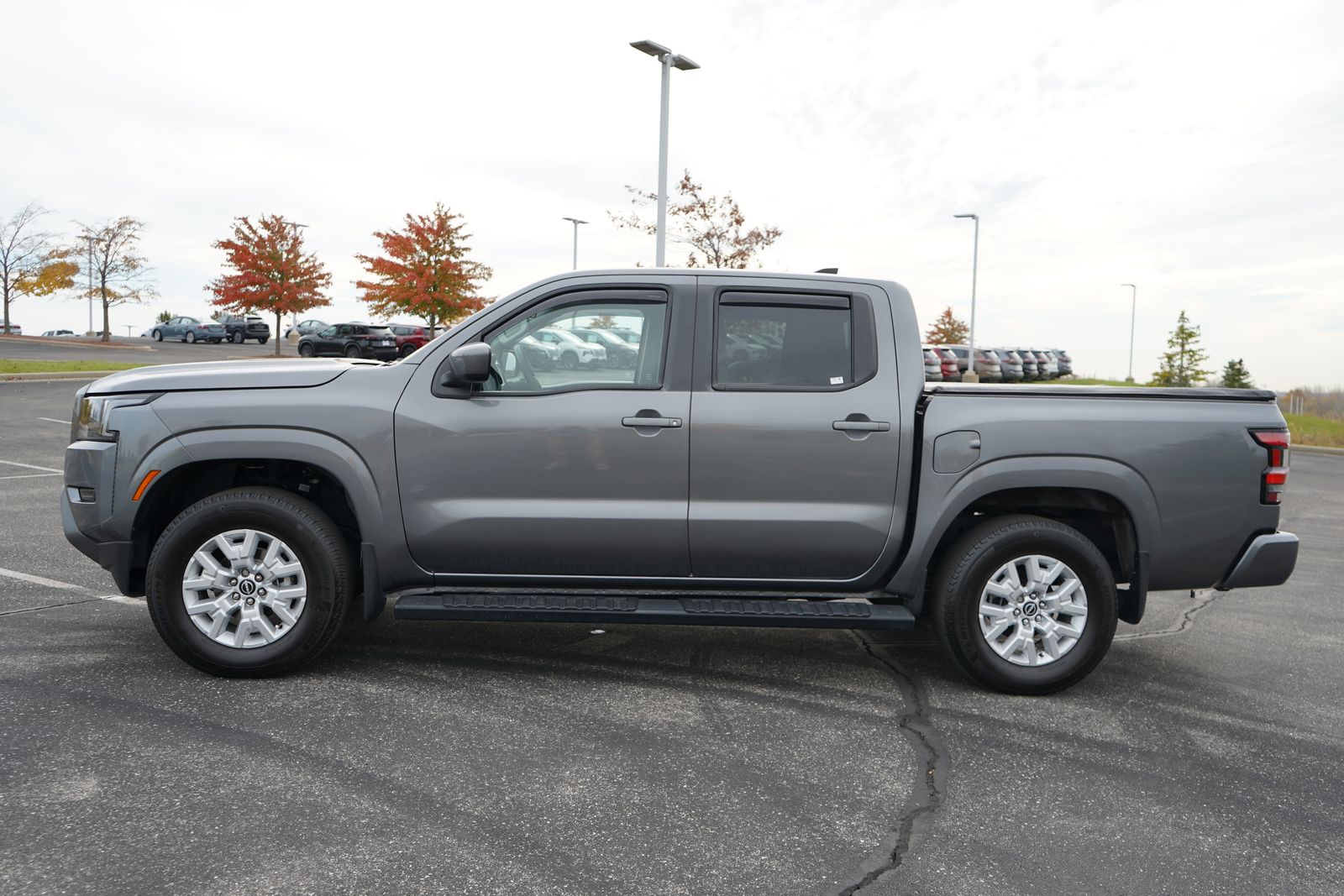 2022 Nissan Frontier SV 9