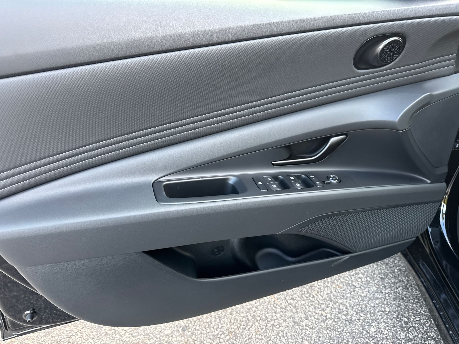 New 2026 Black Hyundai SEL Sport image 11