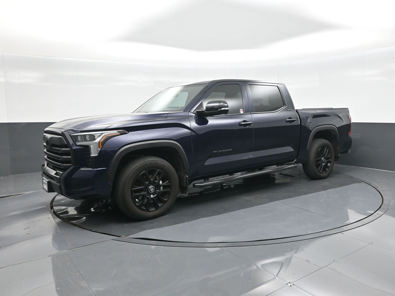 Blueprint 2025 Toyota Tundra Pickup Truck Four-Wheel Drive Automatic