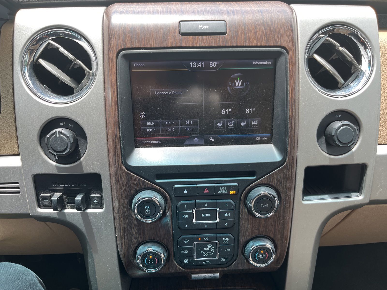 Used Car 2013 Ford F-150  Lariat For Sale Under $20,000 In Austin, Texas