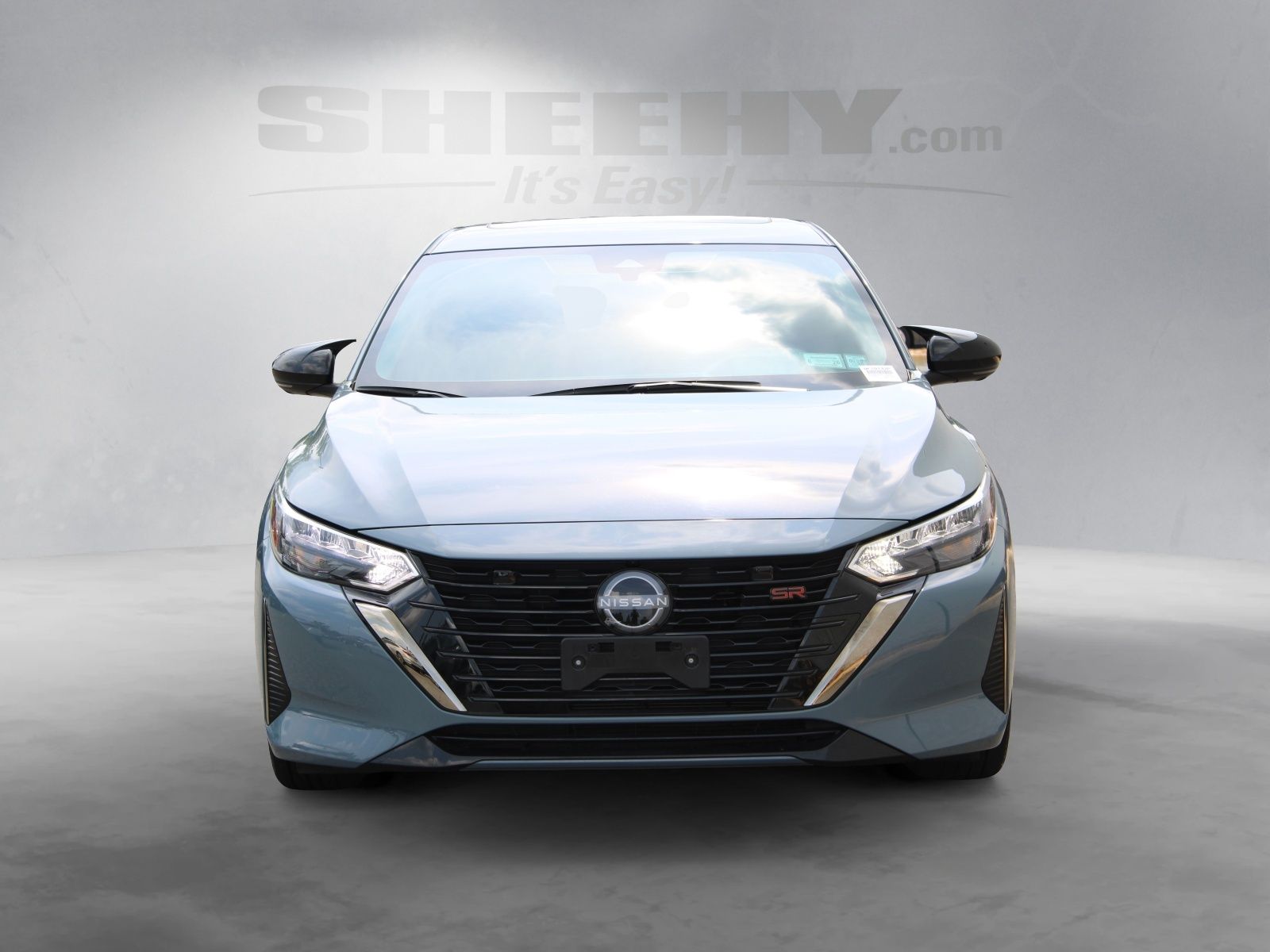 Used 2024 Gray Nissan SR image 16
