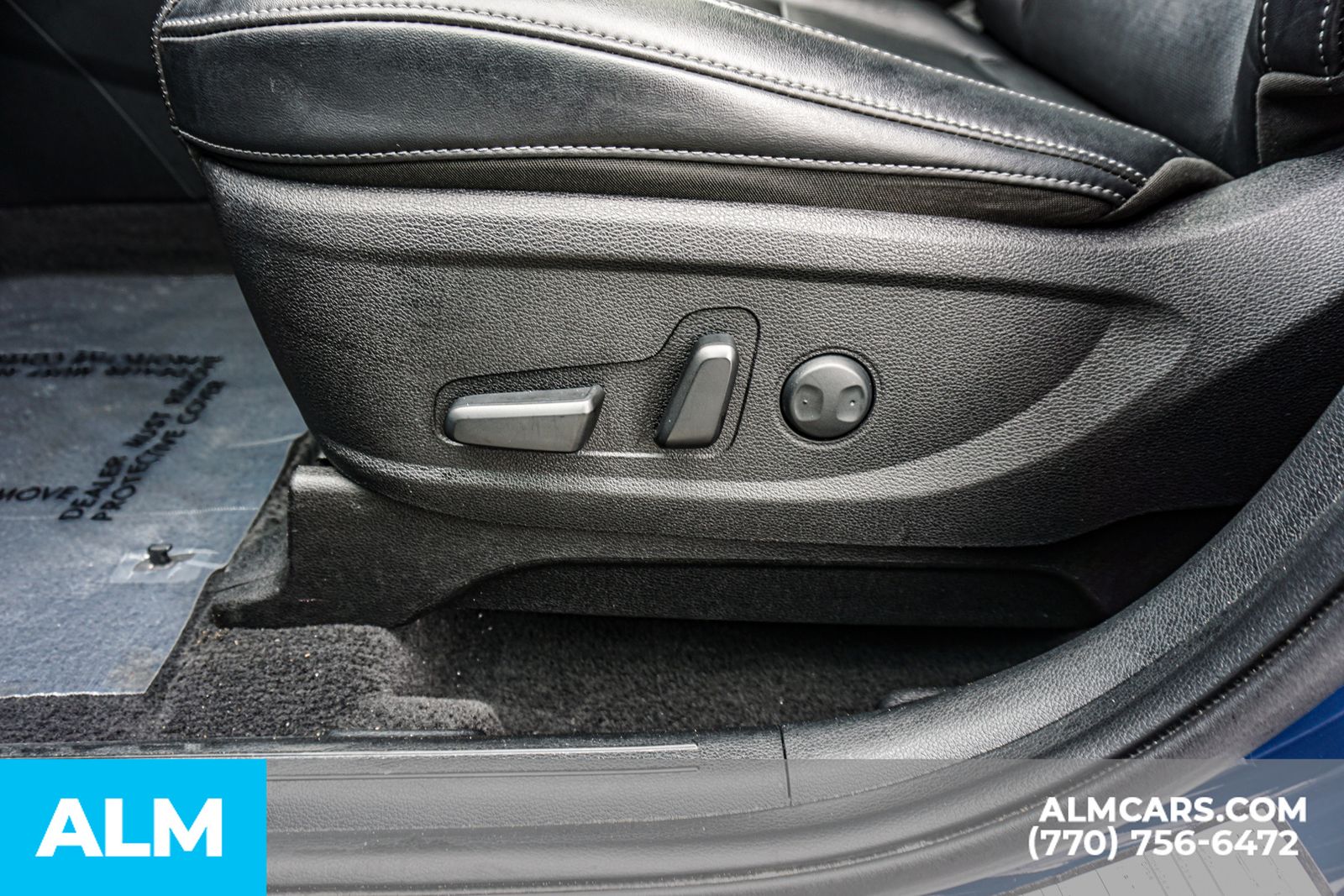 Used 2025 Black Kia S image 37