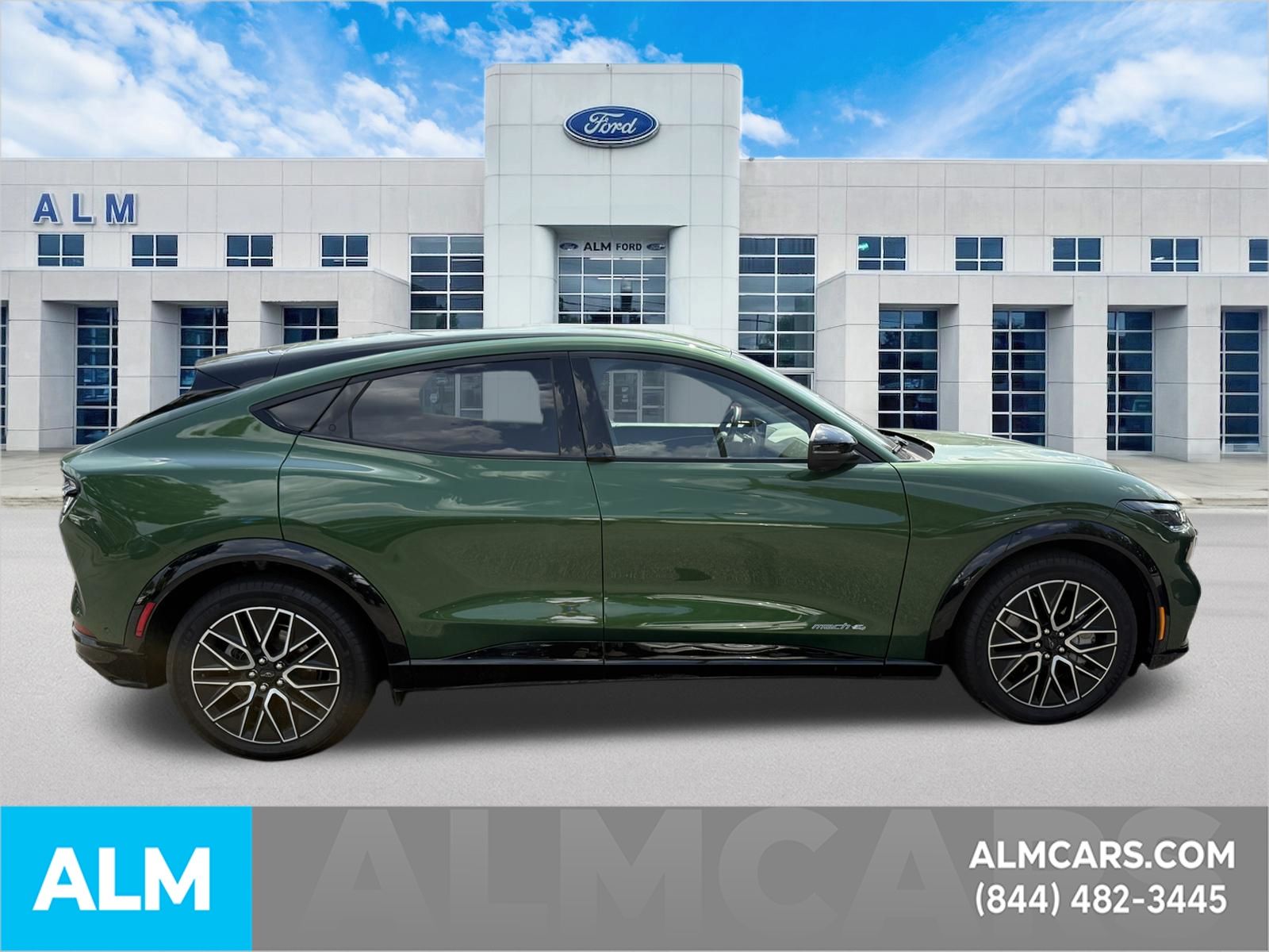 Used 2024 Green Ford Premium image 5