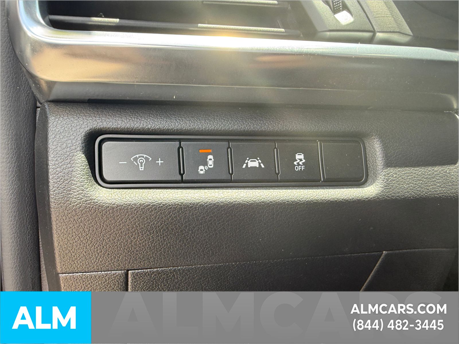 Used 2022 Black Kia LX image 24