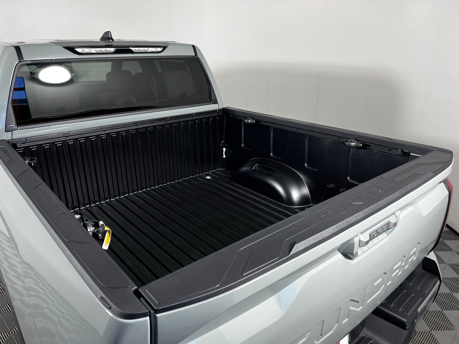 2025 Toyota Tundra Limited 24