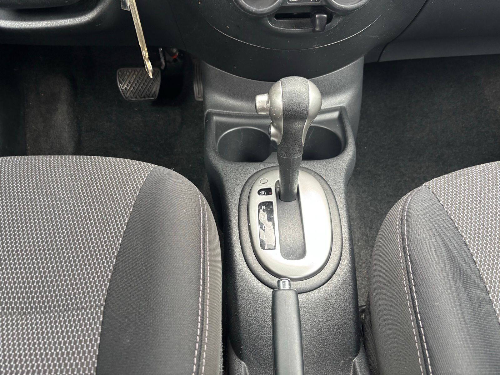 Used Car 2014 Nissan Versa  1.6 Sv For Sale Under $10,000 In Austin, Texas