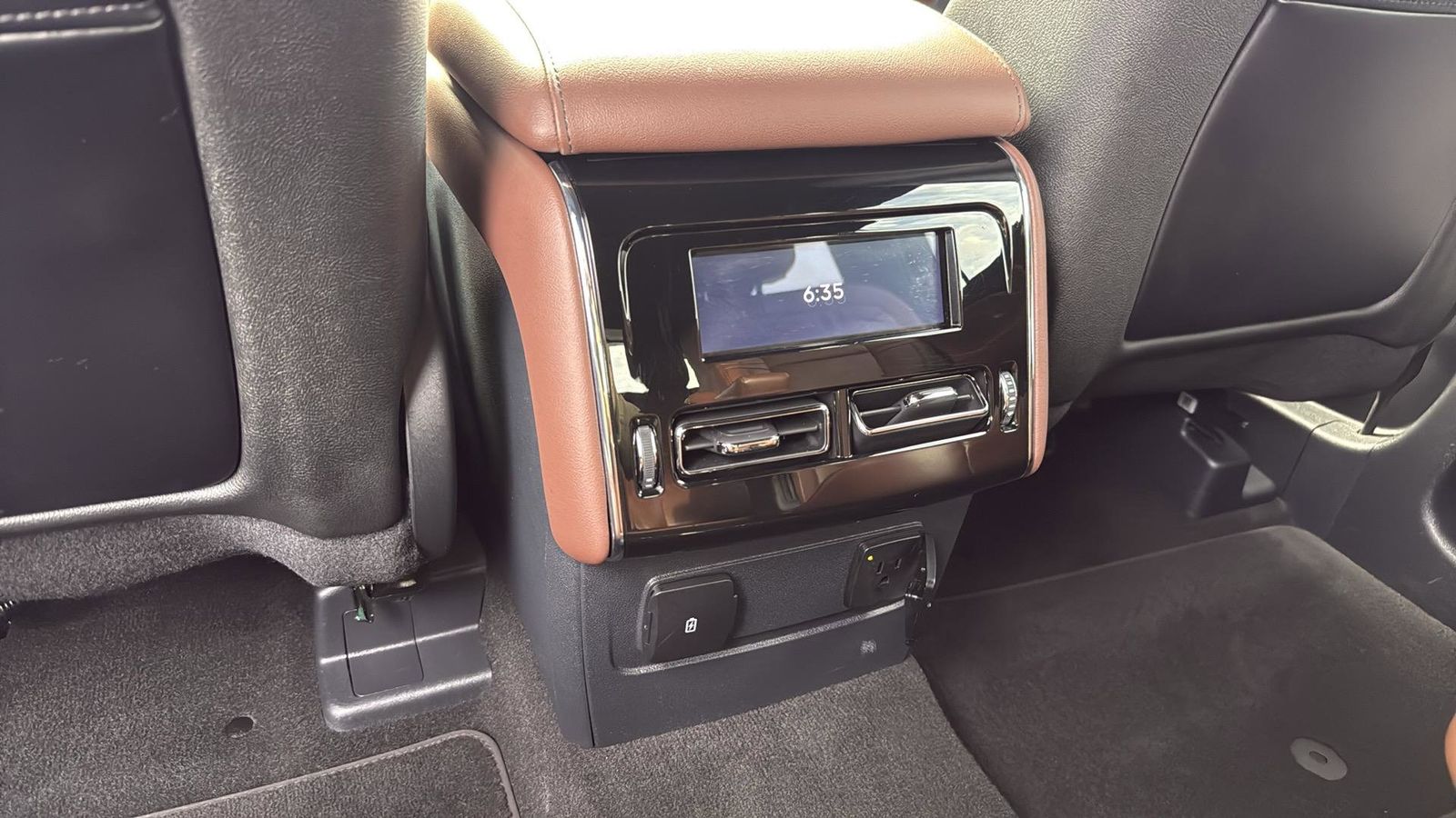 Used Car 2025 Lincoln Aviator  Reserve For Sale Under $70,000 In Austin, Texas