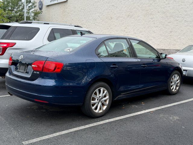 Used 2012 Blue Volkswagen 2.5L SE image 7