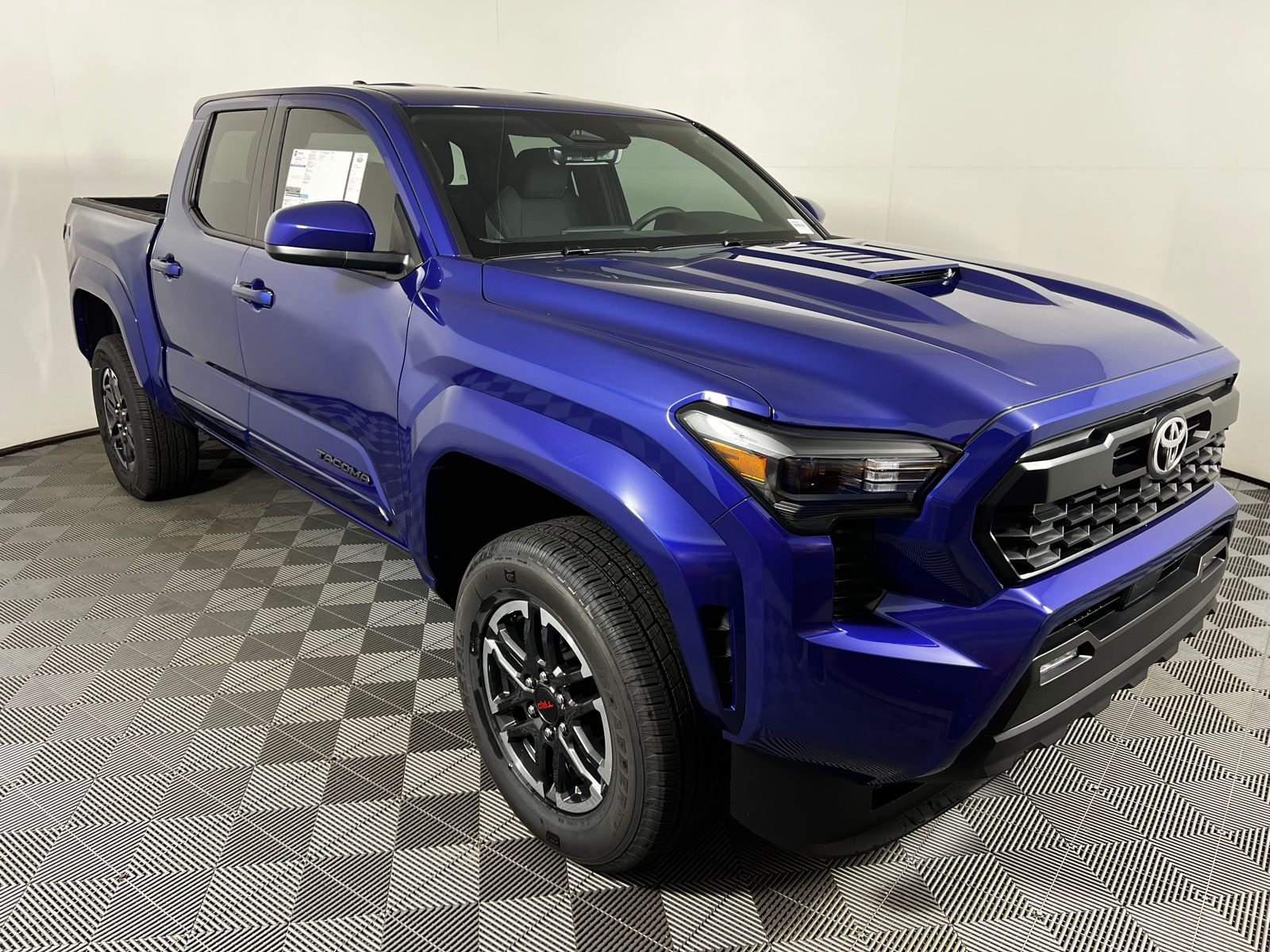 2025 Toyota Tacoma TRD Sport 3