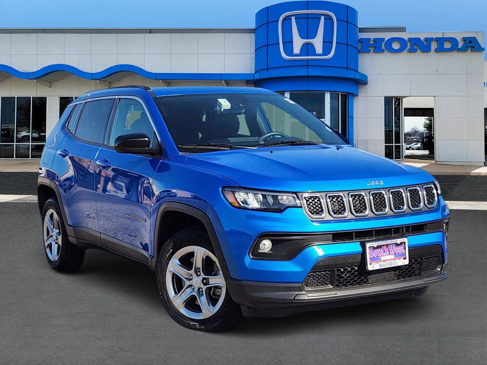 Hydro Blue Pearlcoat 2024 Jeep Compass SUV / Crossover Four-Wheel Drive 8-Speed Automatic