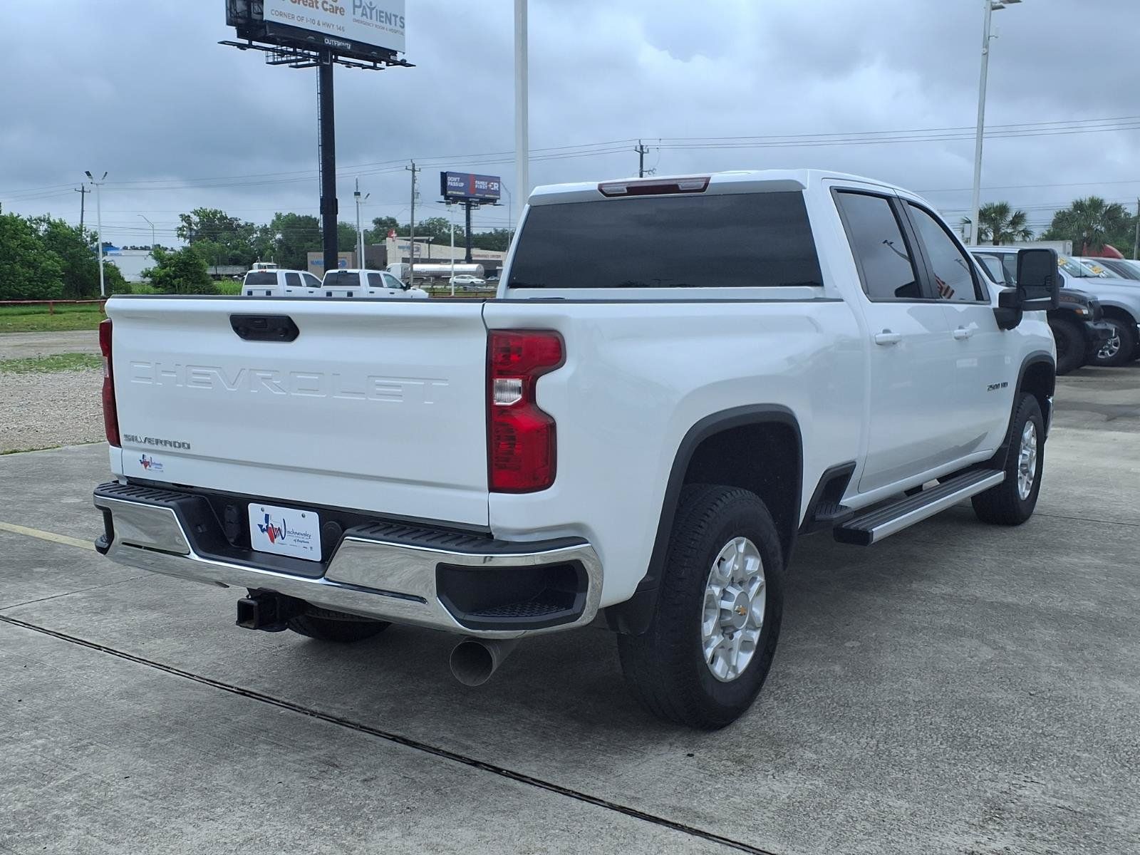 2024 Chevrolet Silverado 2500HD LT - 4