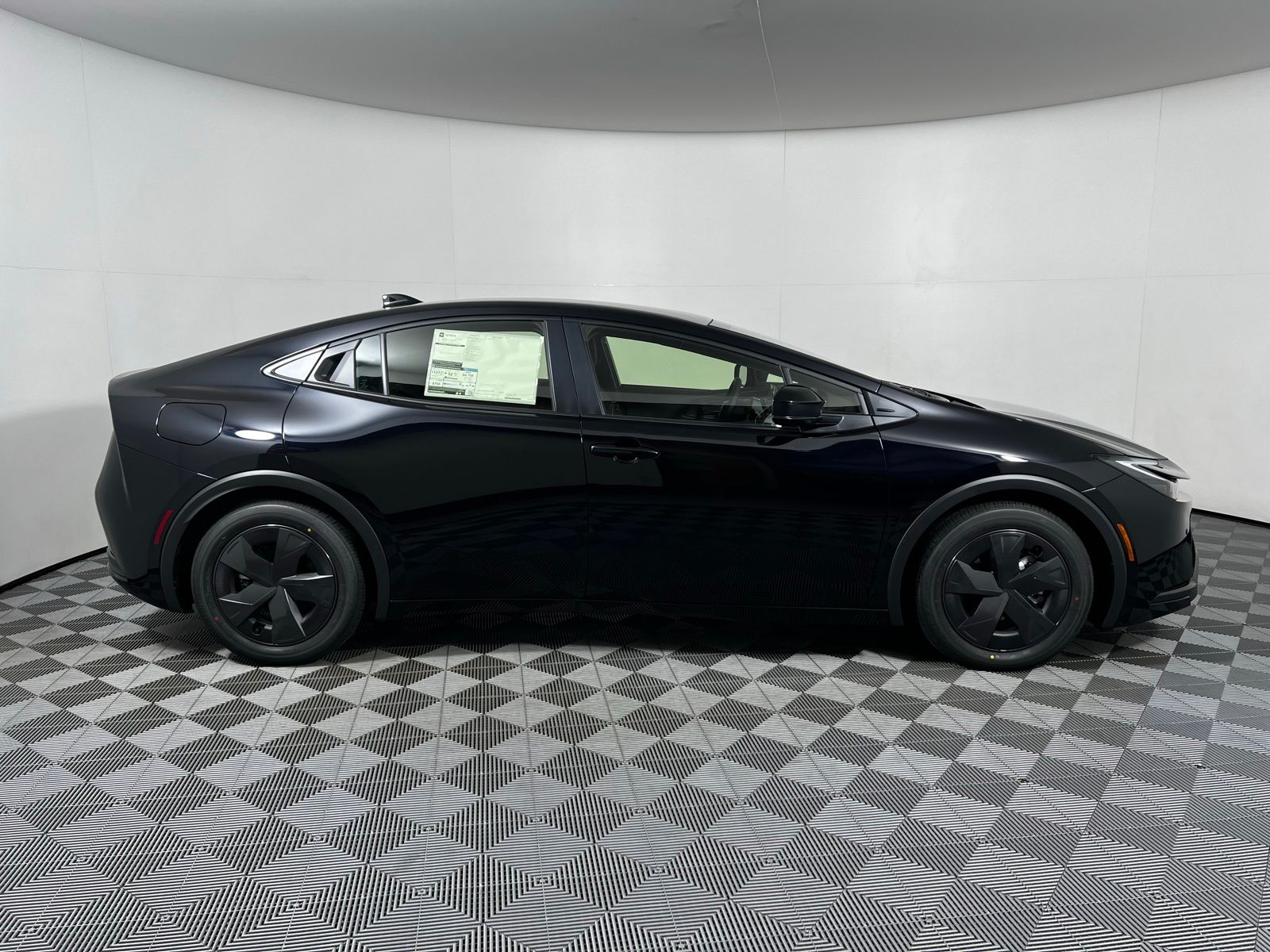 Thumbnail: 2026 Toyota Prius - 4