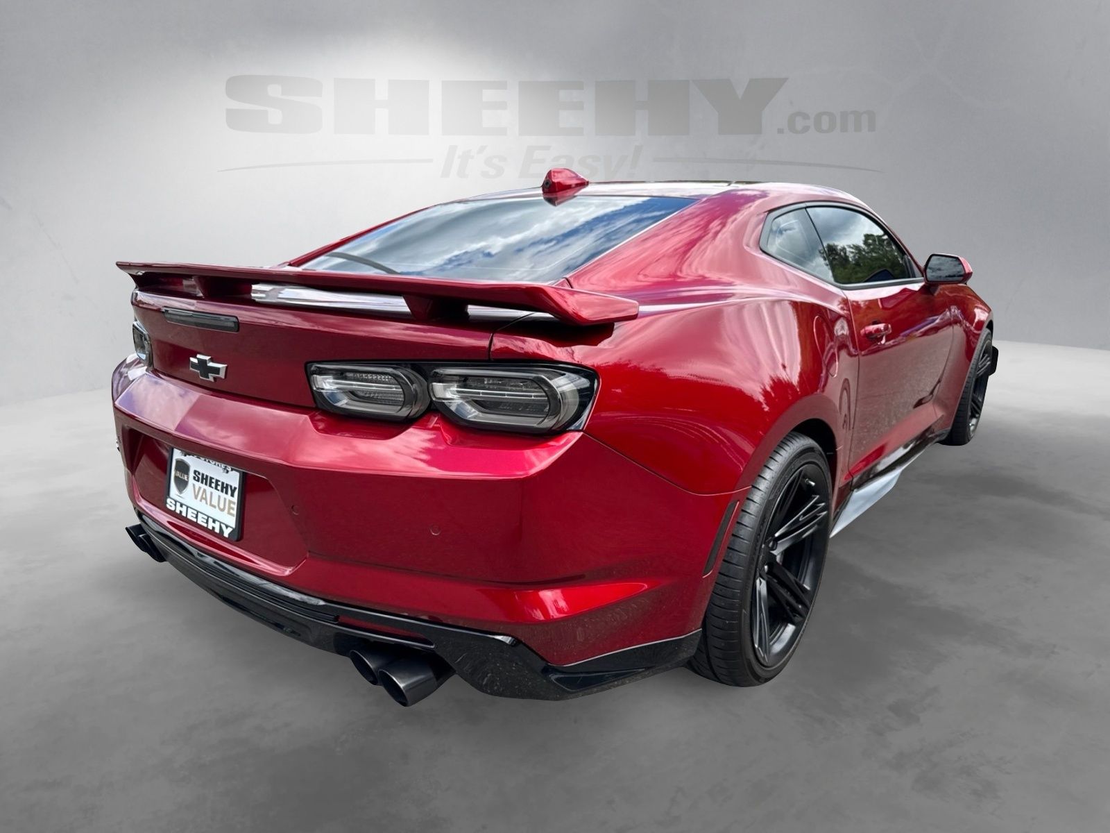 Used 2021 Wild Cherry Tintcoat Chevrolet ZL1 image 11