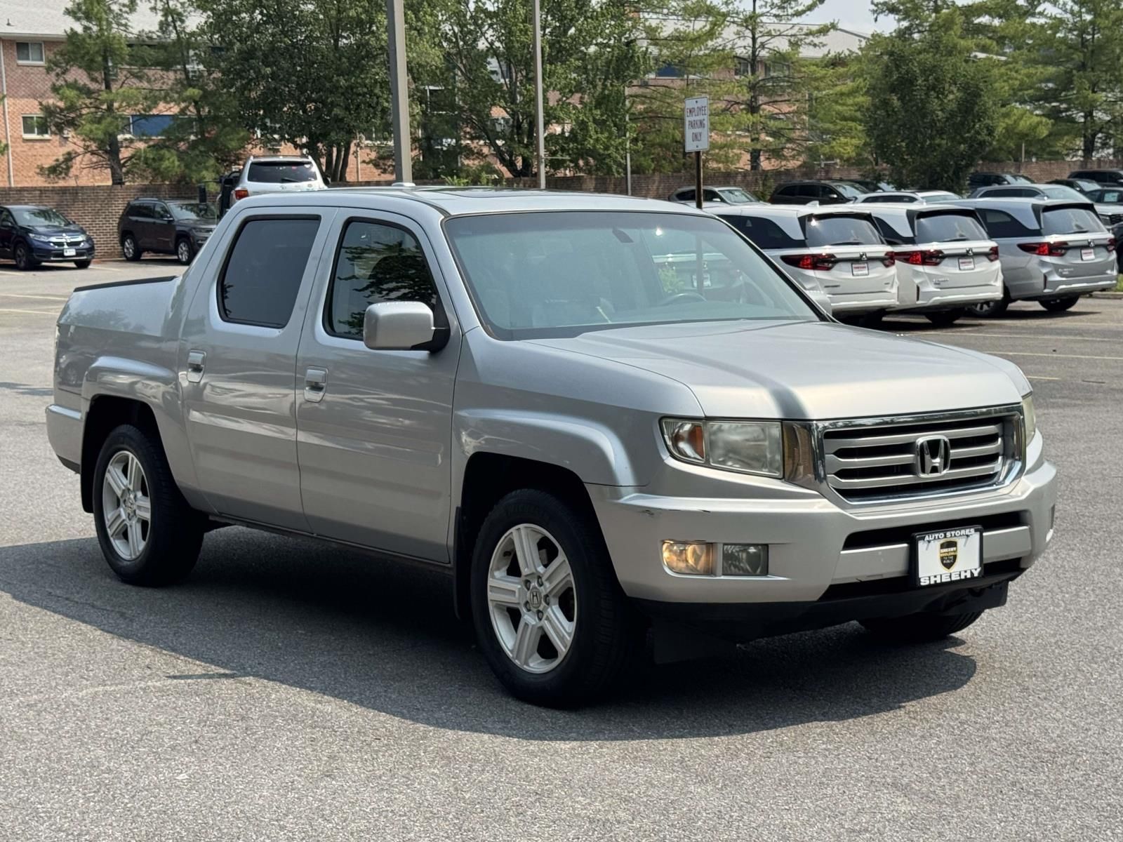 Alabaster Silver Metallic 2012 Honda Ridgeline Pickup Truck Four-Wheel Drive 5-Speed Automatic