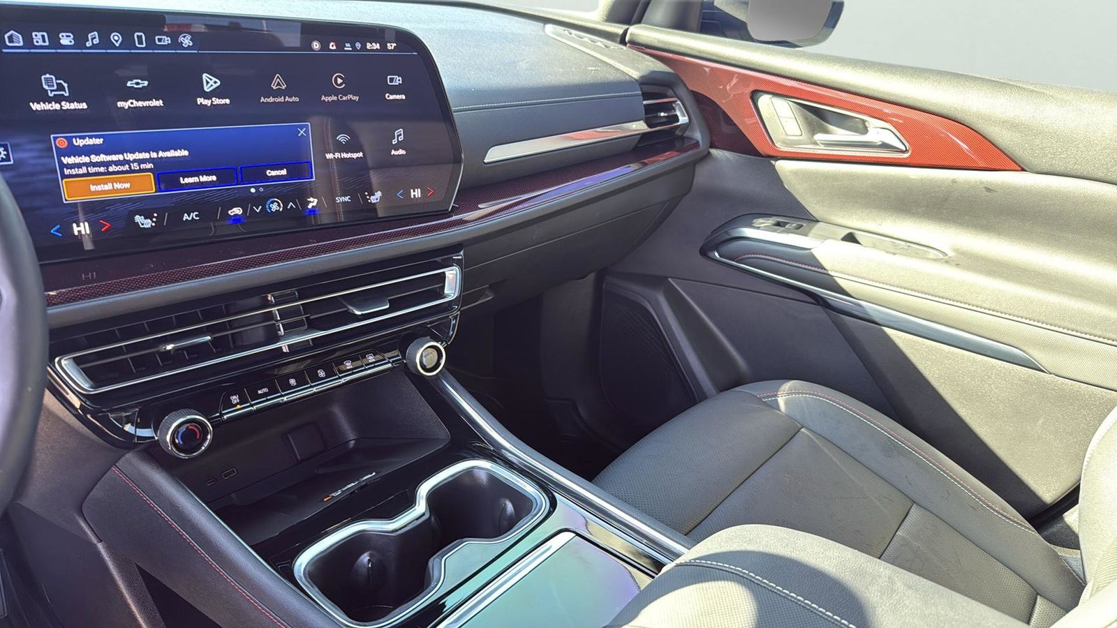 Used Car 2025 Chevrolet Traverse  Z71 For Sale Under $50,000 In Austin, Texas