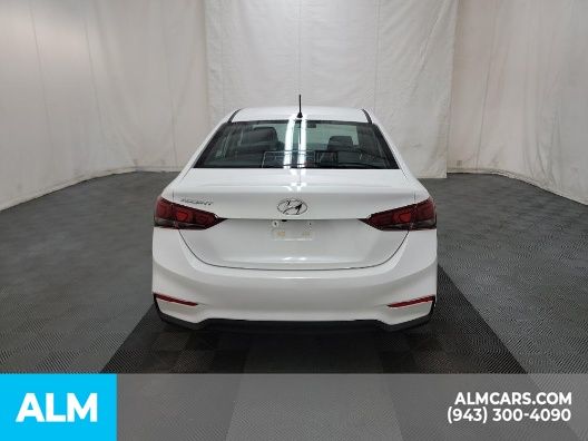 2022 Hyundai Accent SE 6