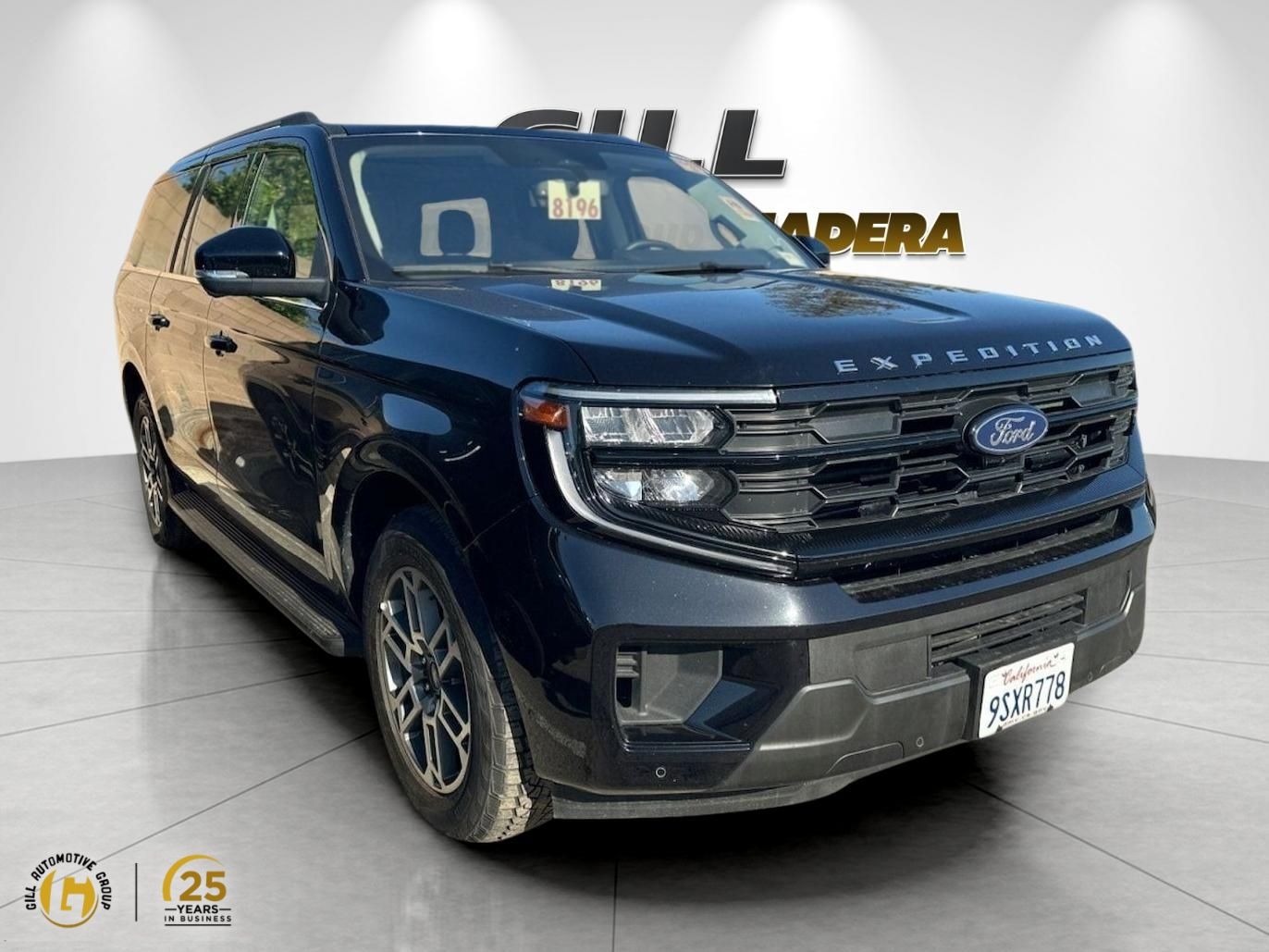 Black Metallic 2025 Ford Expedition SUV / Crossover Four-Wheel Drive Automatic