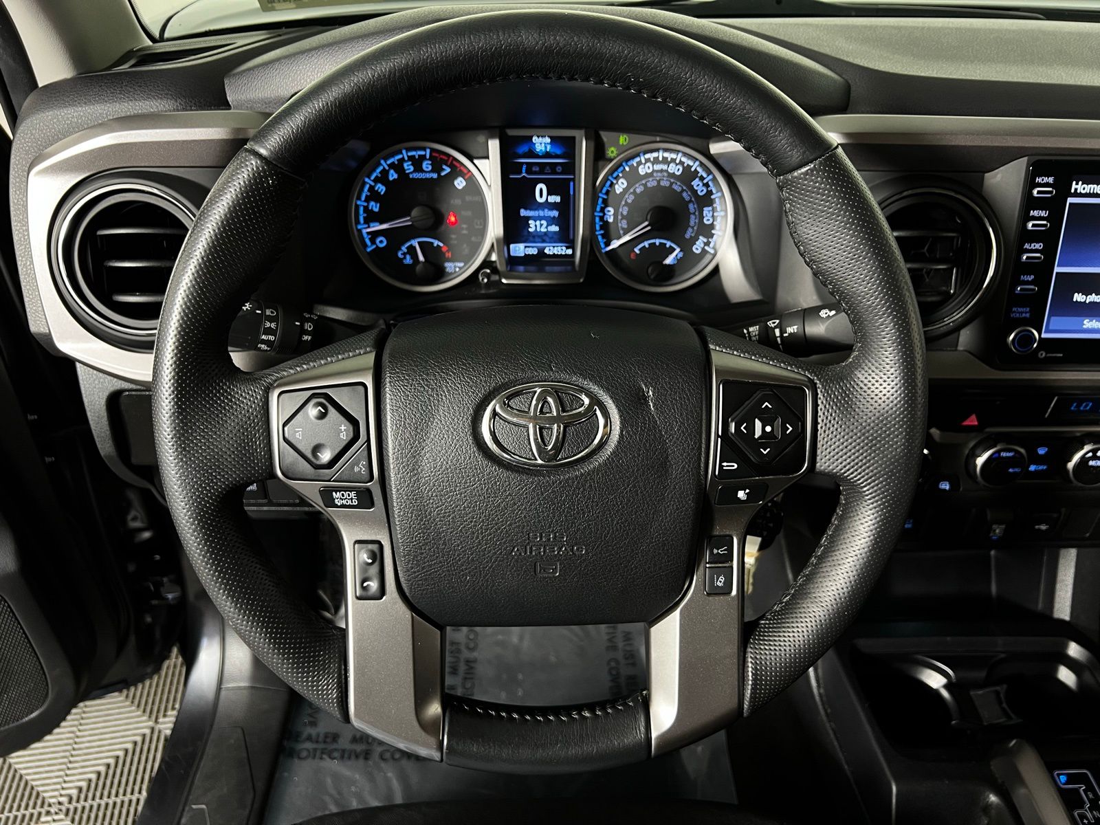 2022 Toyota Tacoma SR 15