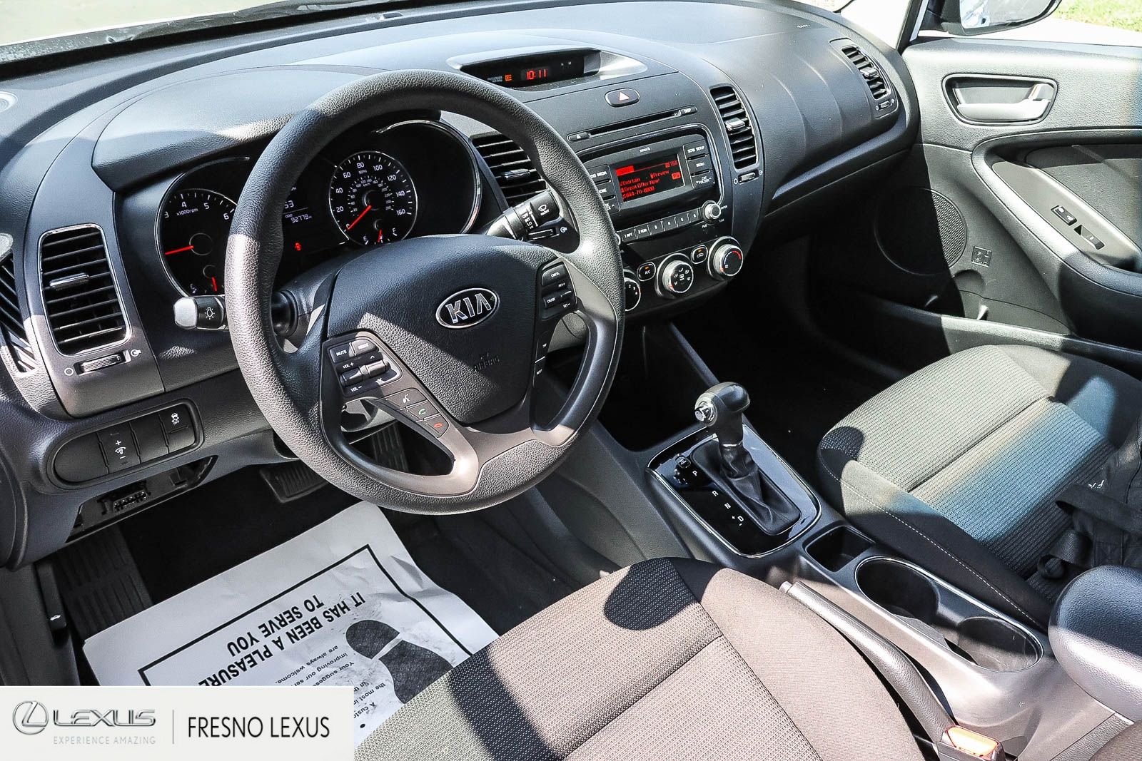Used 2018 White Kia LX image 19