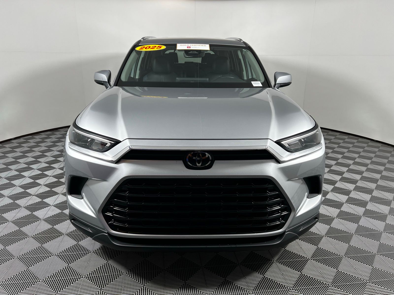 Thumbnail: 2025 Toyota Grand Highlander - 2