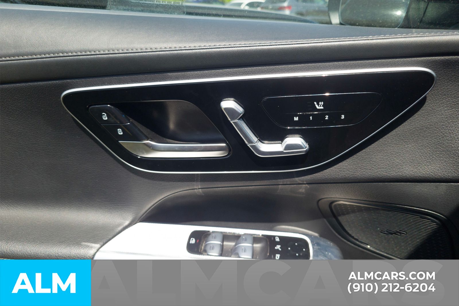 Used 2024 Black Mercedes-Benz GLC 300 image 18