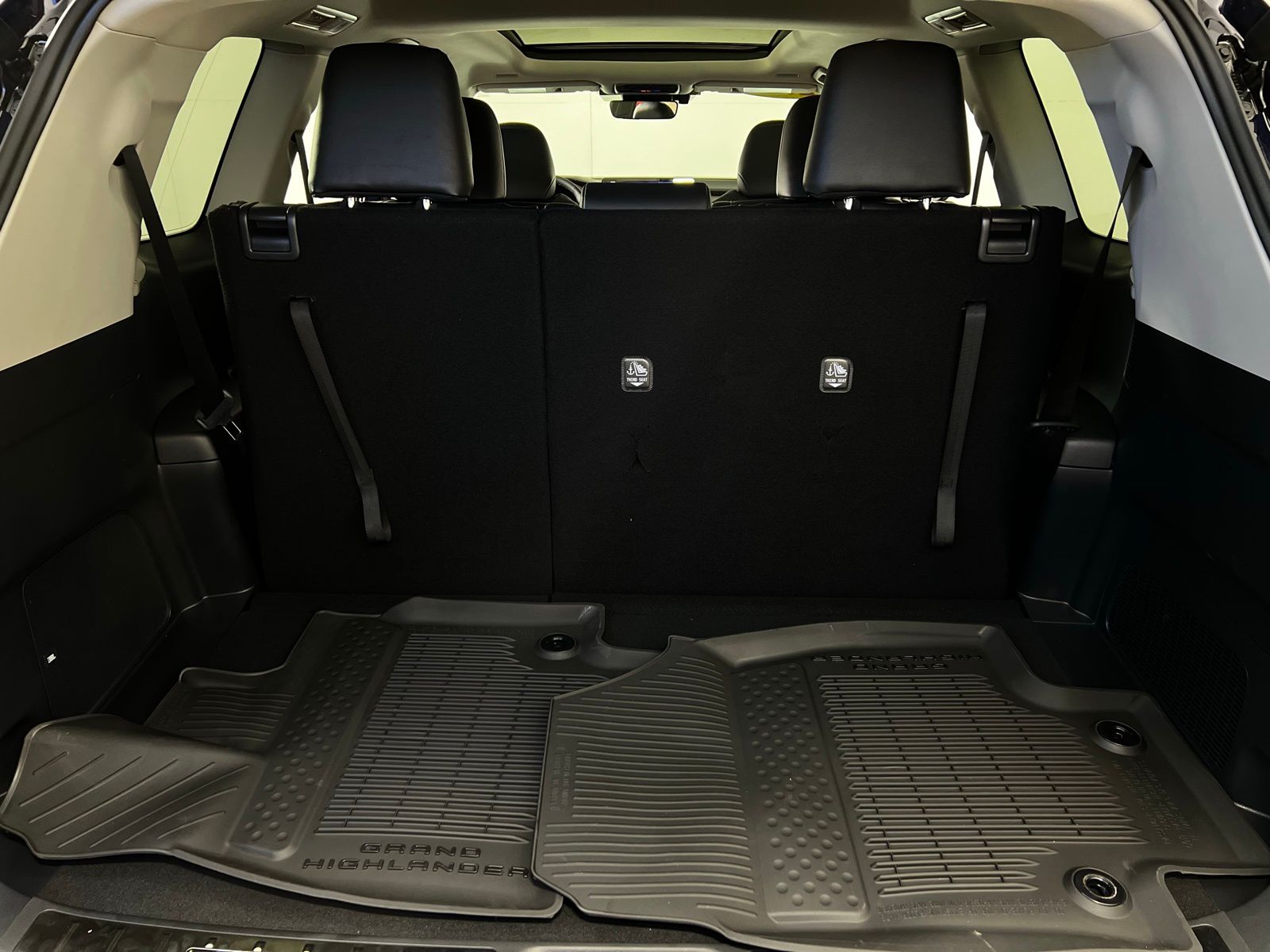 Thumbnail: 2026 Toyota Grand Highlander - 30