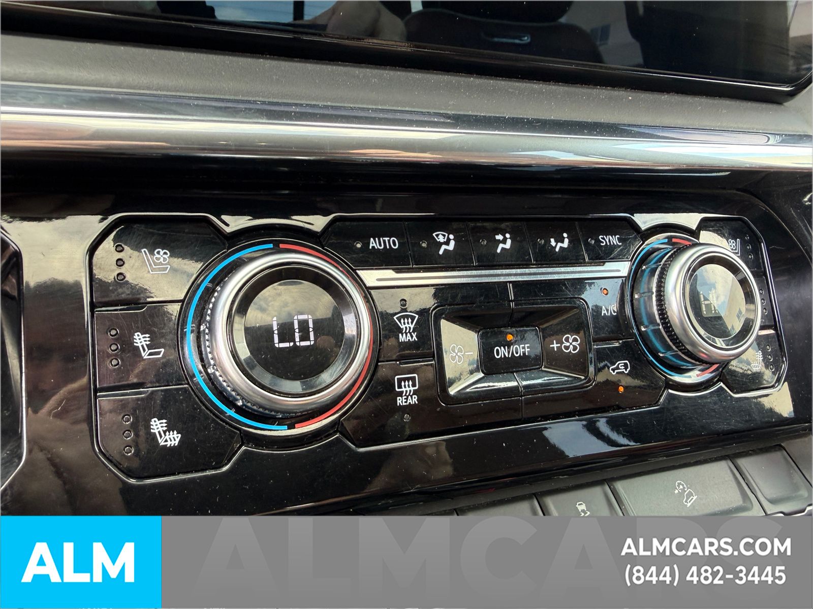 Used 2024 Onyx Black GMC Denali Ultimate image 21