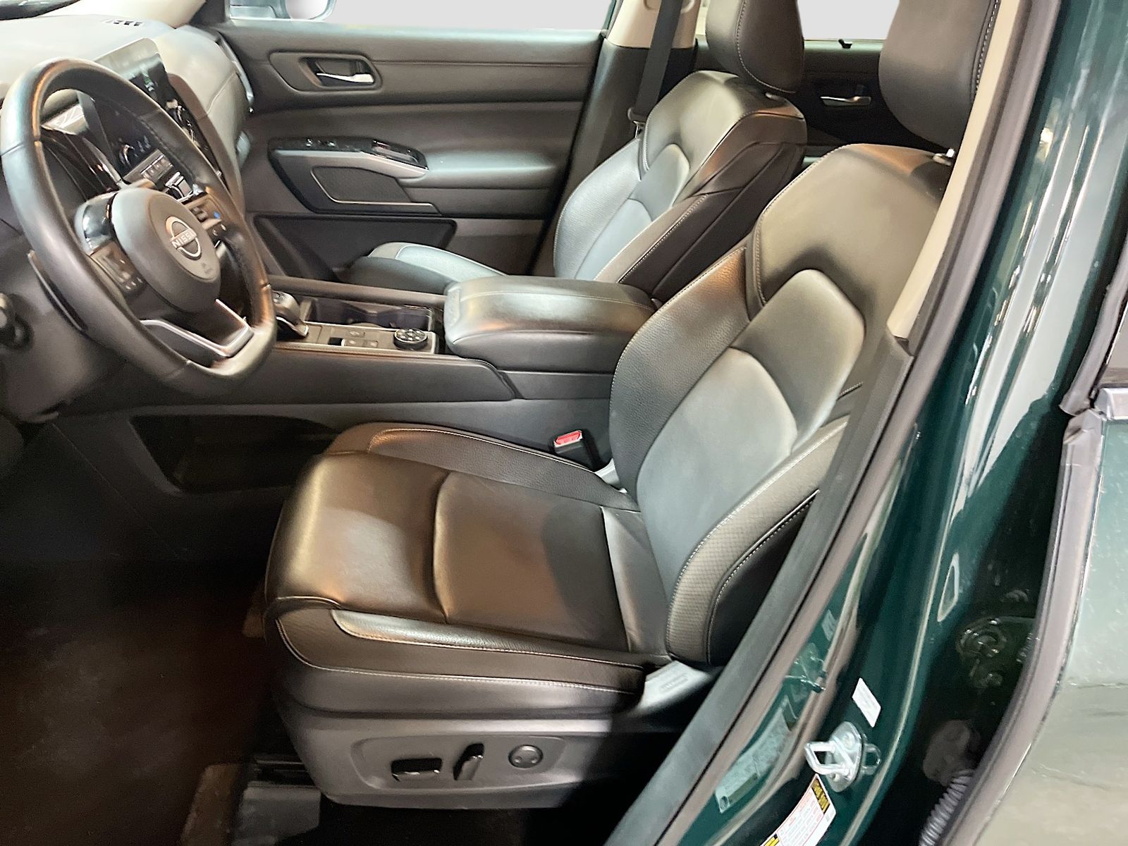 Used 2024 Black Nissan SL image 21