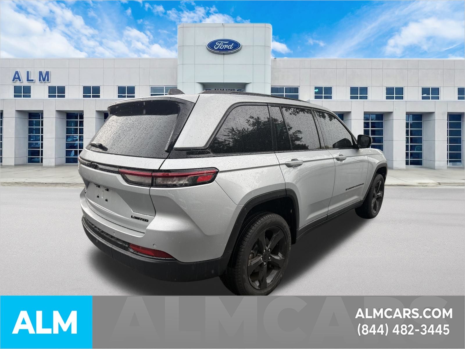 Used 2025 Silver Zynith Jeep Limited image 6