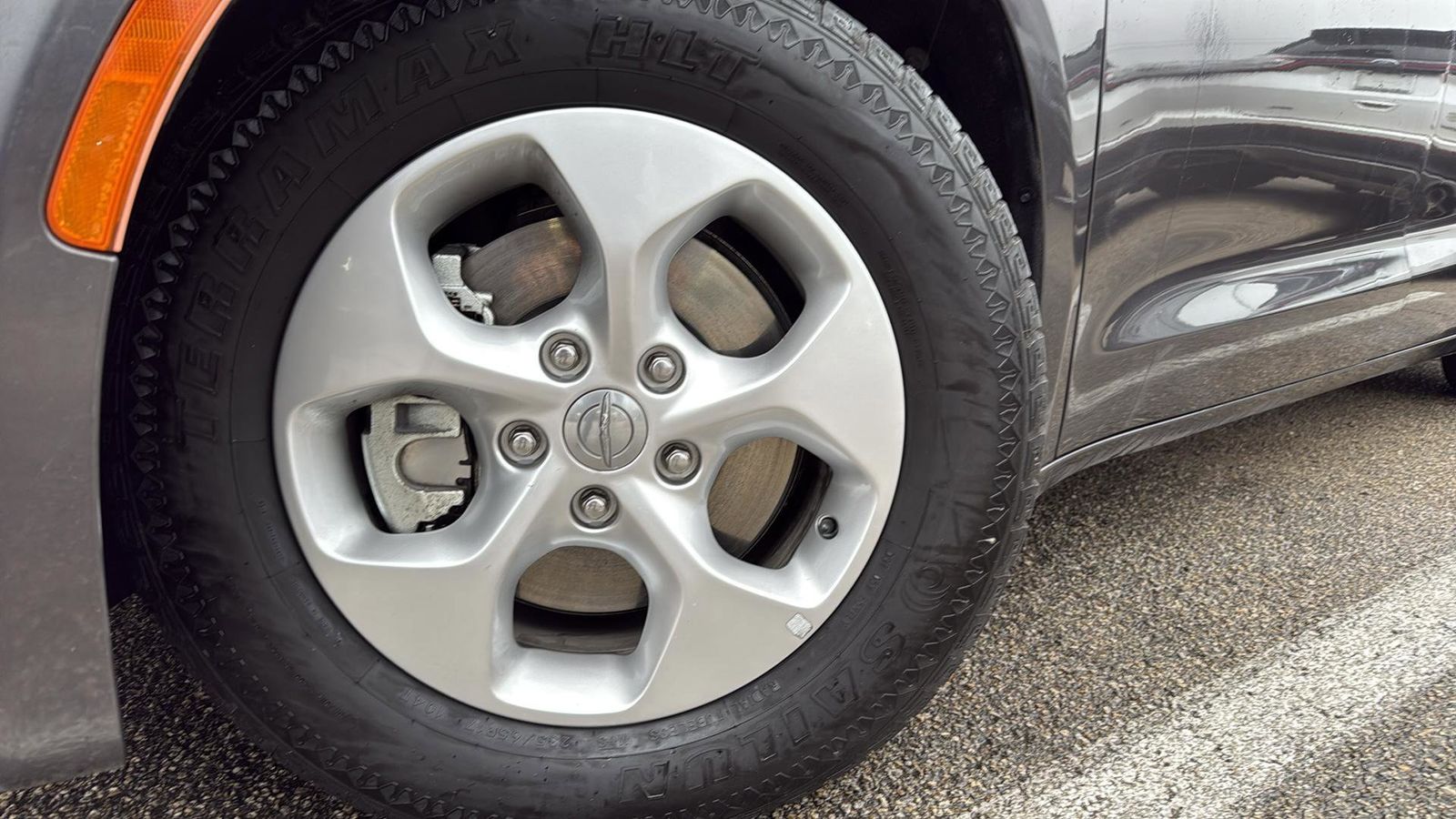 Used Car 2018 Chrysler Pacifica Hybrid  Touring Plus For Sale Under $20,000 In Austin, Texas