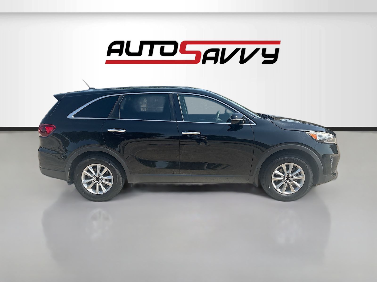 Used 2019 Black Kia LX image 8