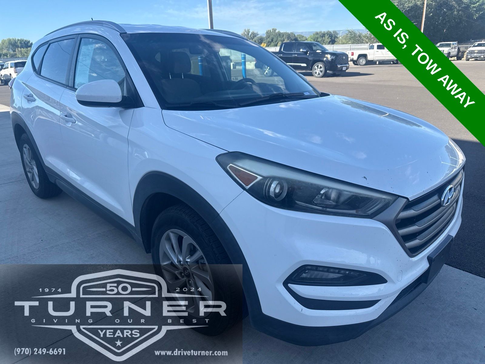 2016 Hyundai Tucson 2.0L SE AWD with Beige Seats