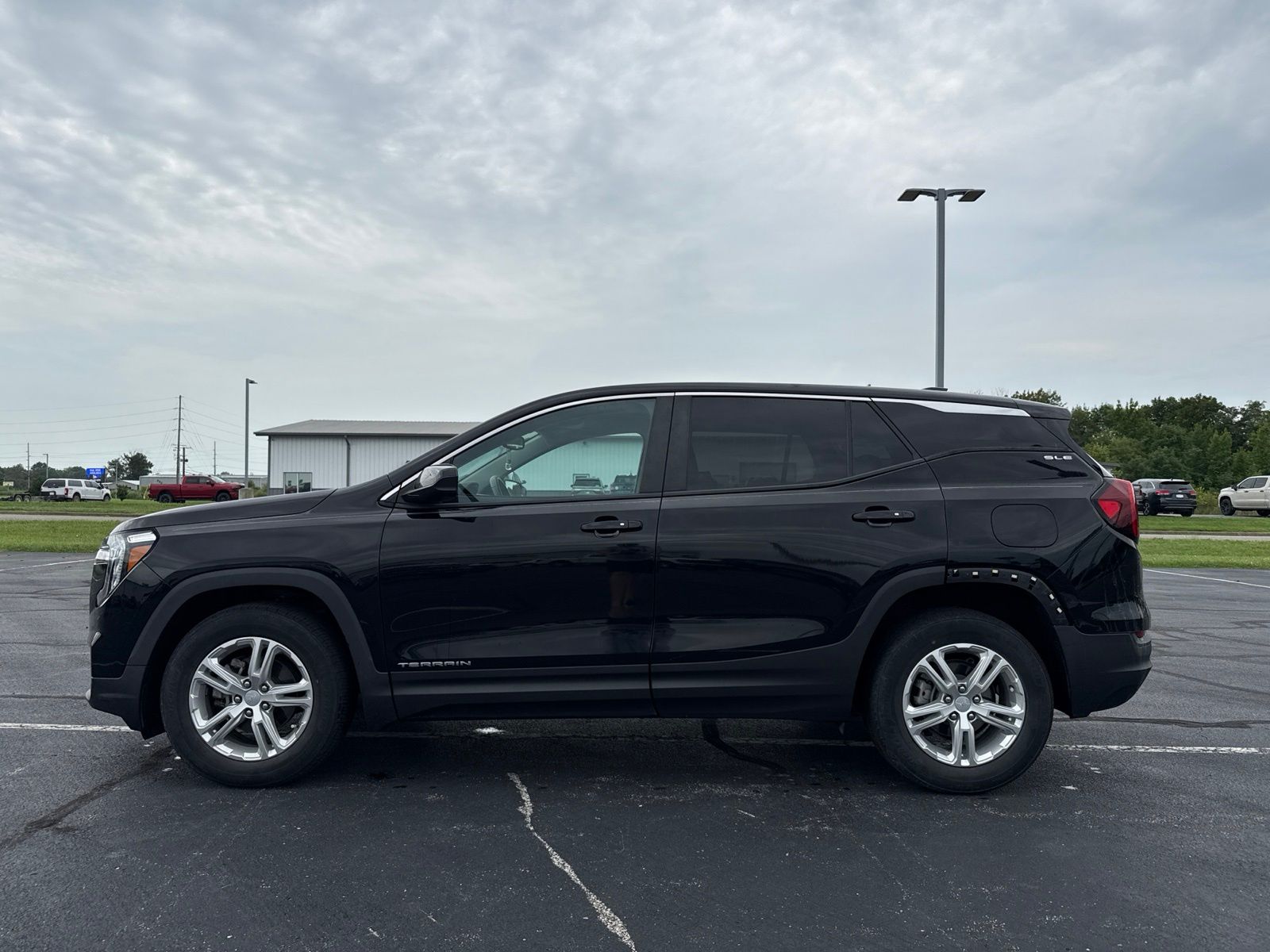 2022 GMC Terrain image 12