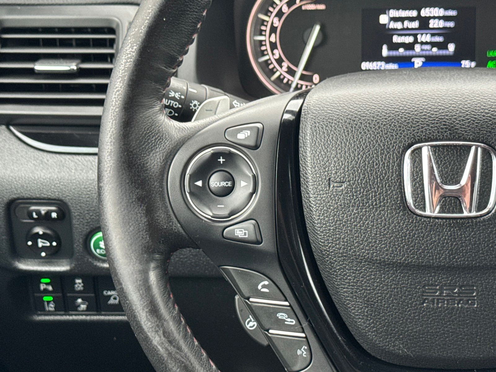 Used 2020 Crystal Black Pearl Honda Black Edition image 26