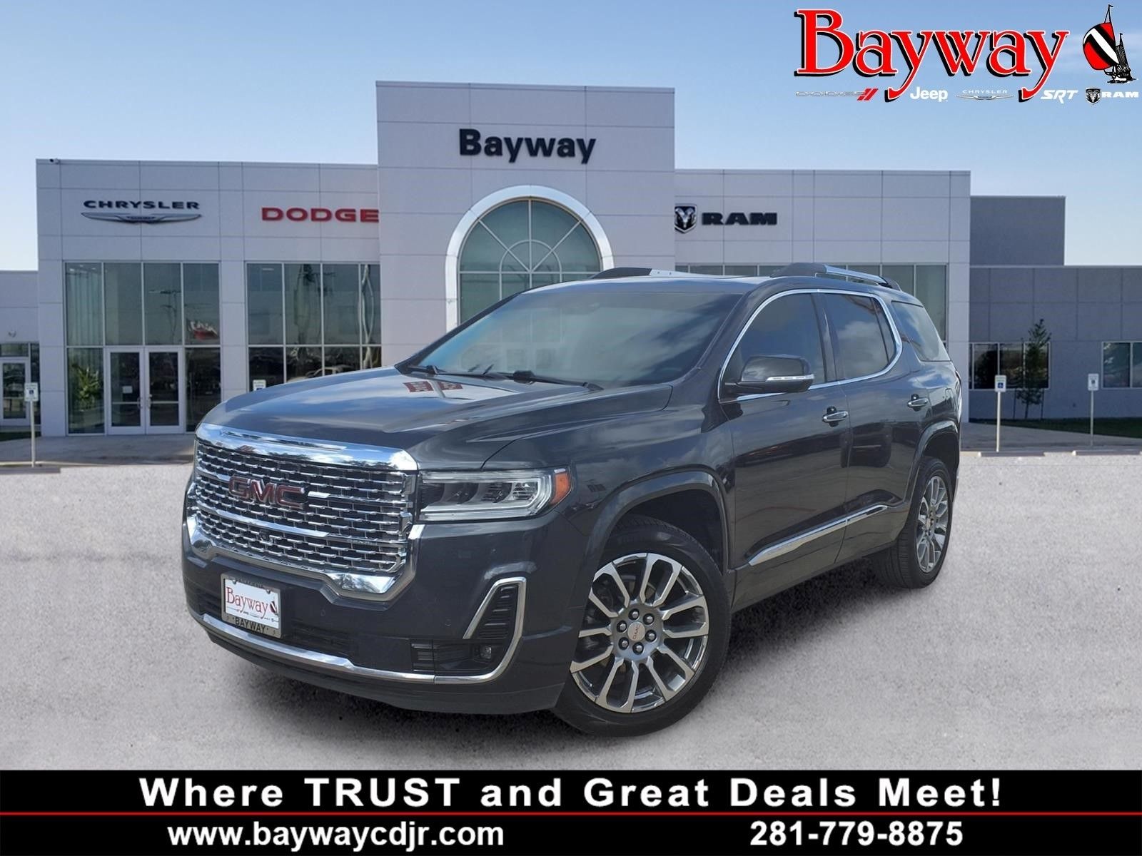 2022 GMC Acadia Denali Green at AutoSavvy Houston Southwest