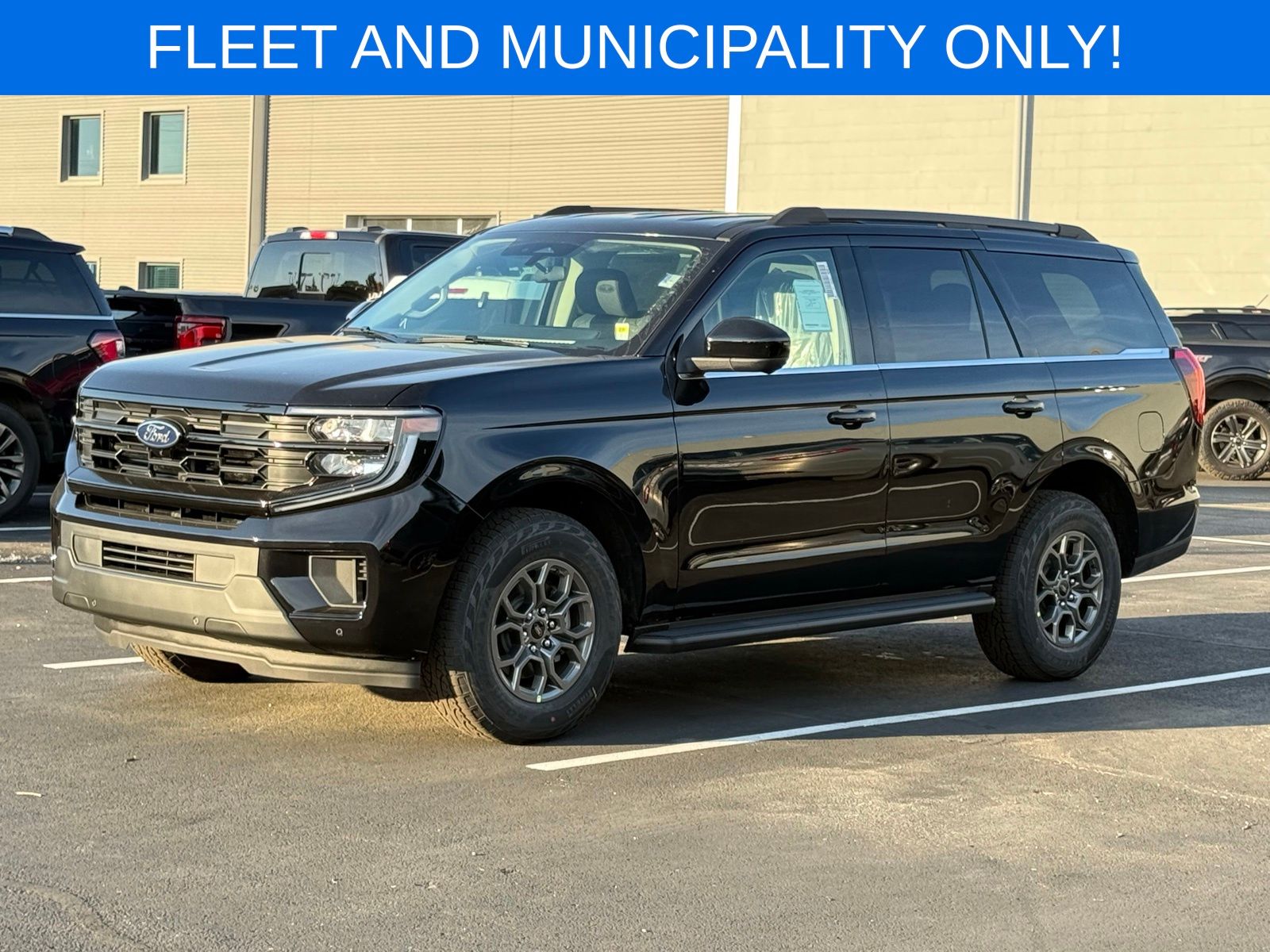 Black Metallic 2026 Ford Expedition SUV / Crossover Four-Wheel Drive Automatic