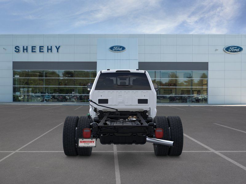 New 2026 Oxford White Ford XL image 7