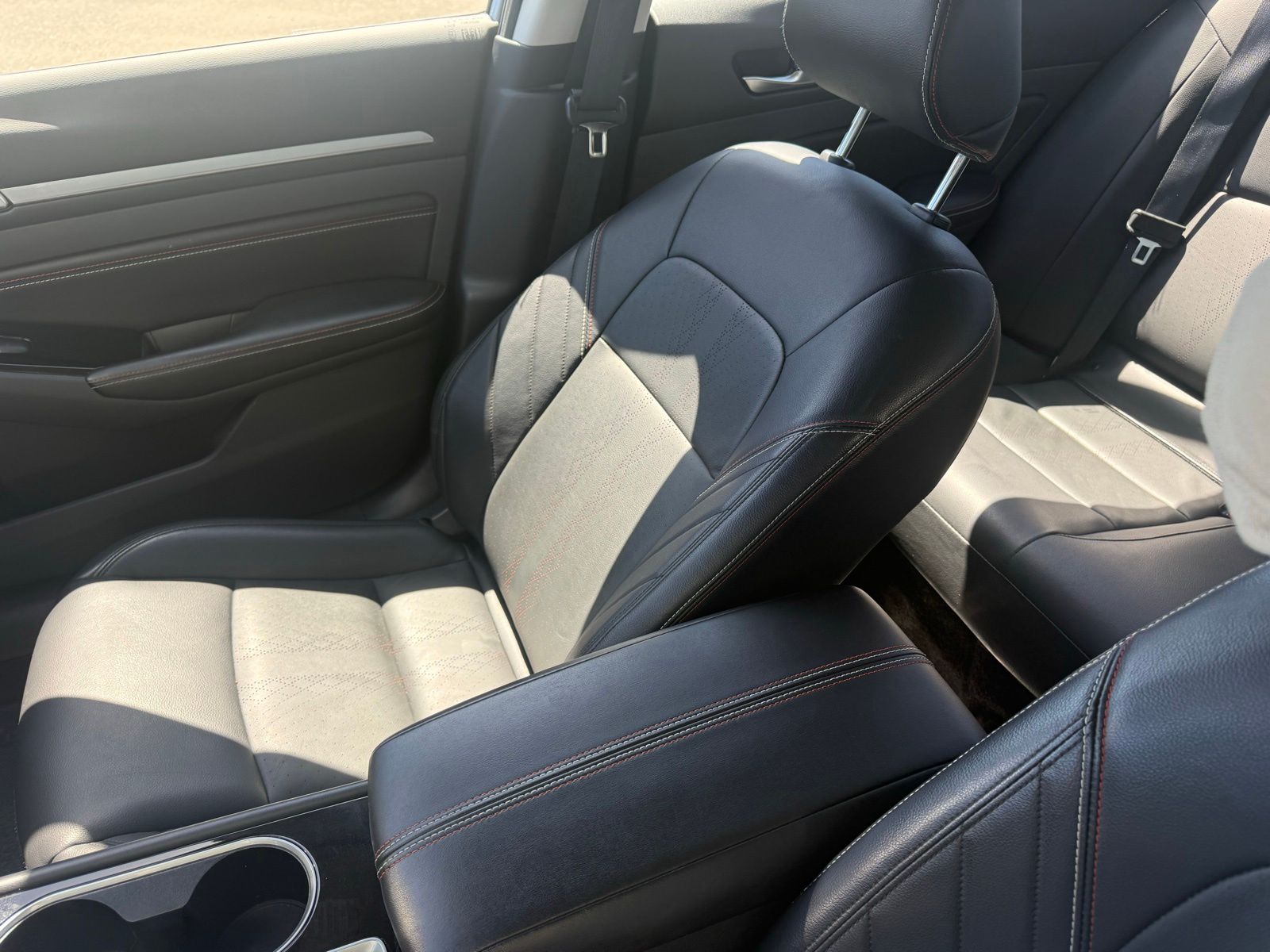 Used 2023 Gray Nissan 2.5 SR image 15