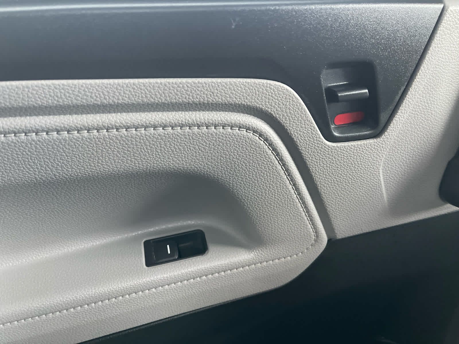 used 2024 Honda Odyssey car, priced at $37,648