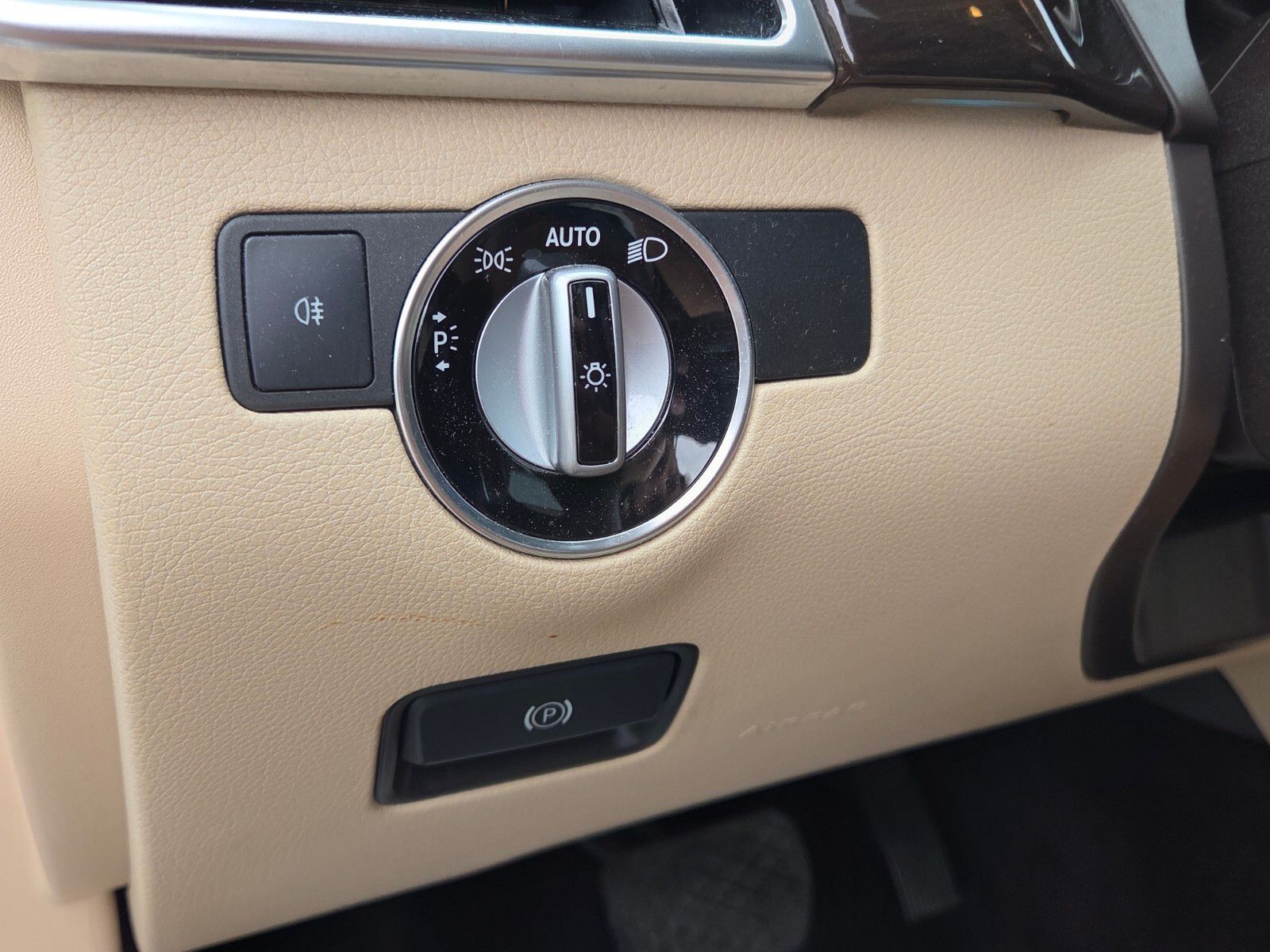 Used 2017  Mercedes-Benz GLE 350 image 31