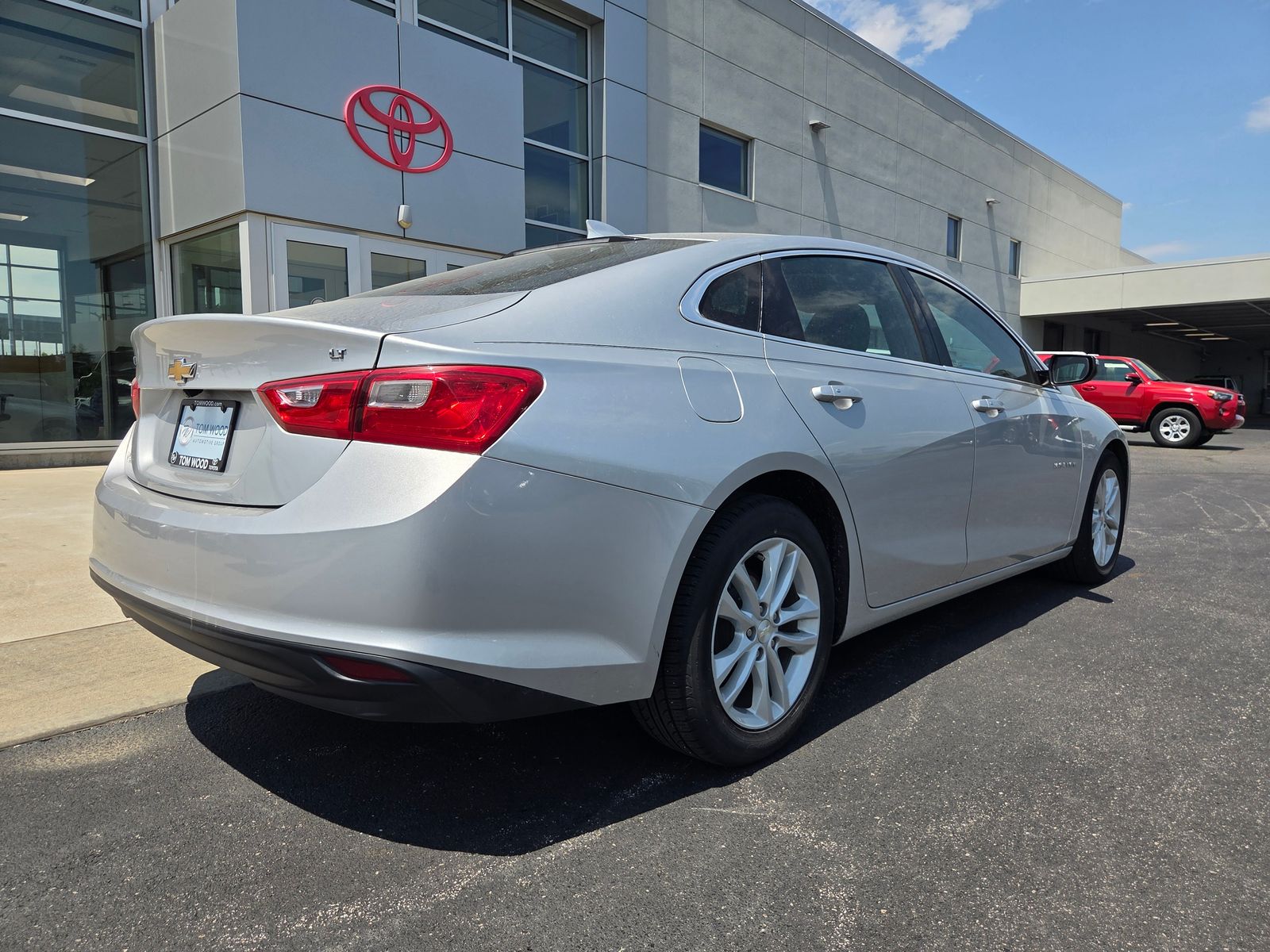 used 2018 Chevrolet Malibu car, priced at $12,421