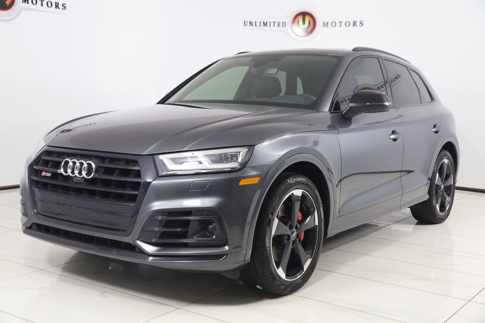 View vehicle photo 5